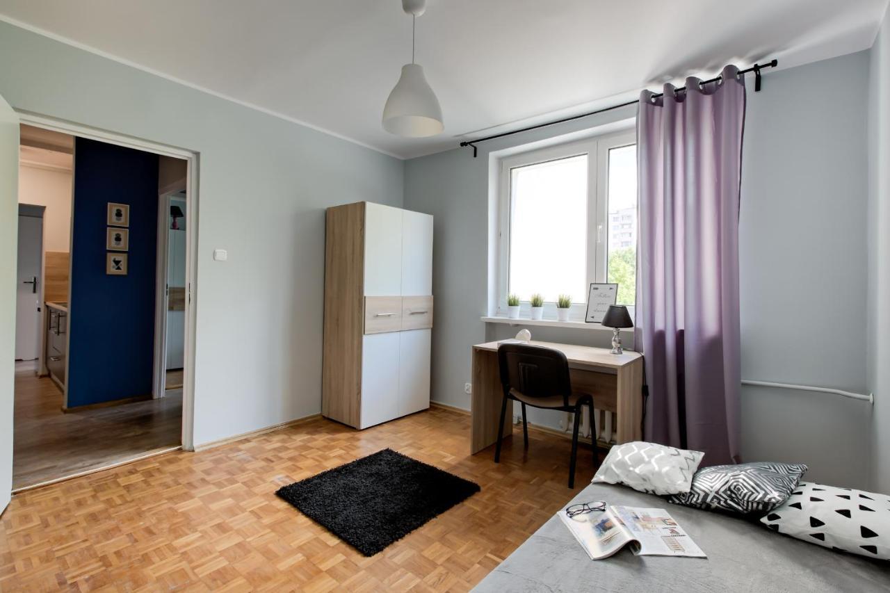 Krzywon 8 Rooms Варшава Екстер'єр фото
